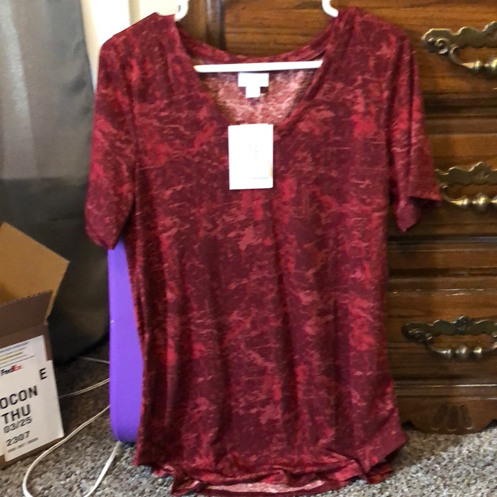 Lularoe iris